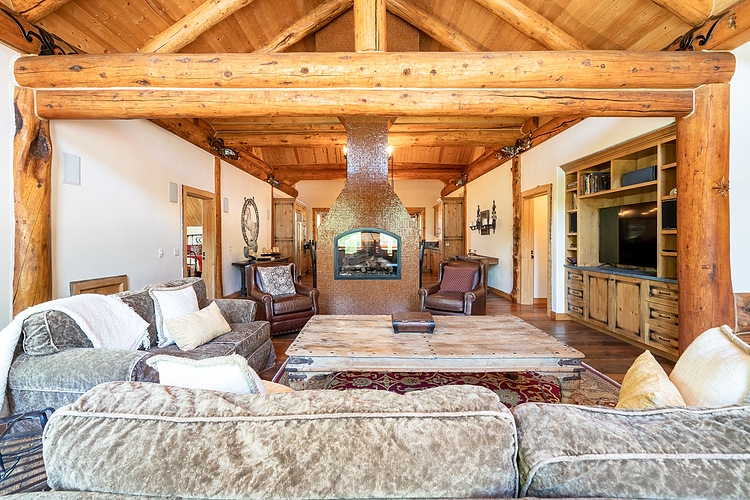 Basalt Ranch Barn Living Room